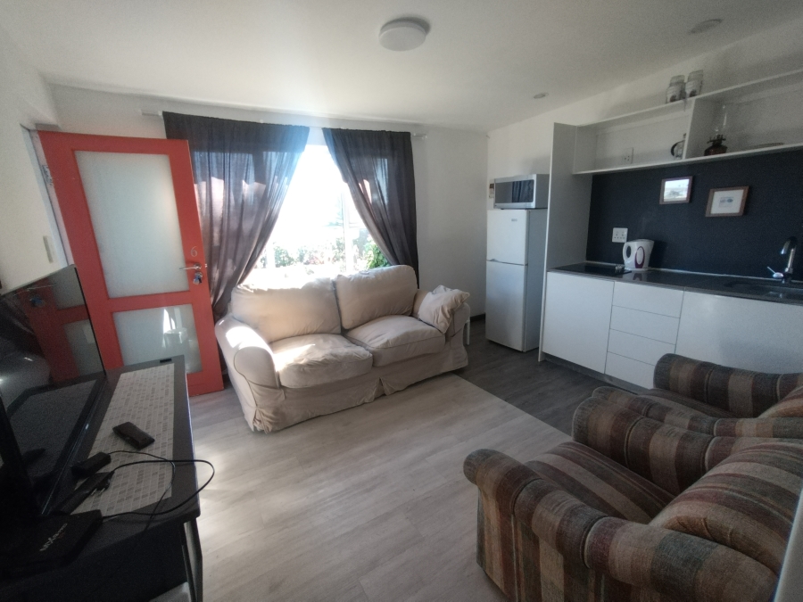 To Let 1 Bedroom Property for Rent in Villa Diamante Western Cape